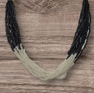 18" BLACK AND WHITE BEADED NECKLACE